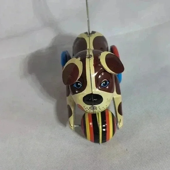 Metal Wind up toy Puppy with Ball press tail down to wind - Picture 4 of 5